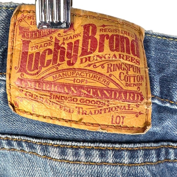 Lucky Brand Relaxed Bootleg Jeans Mens Size 38x34 Distressed Medium Wash - Picture 8 of 13